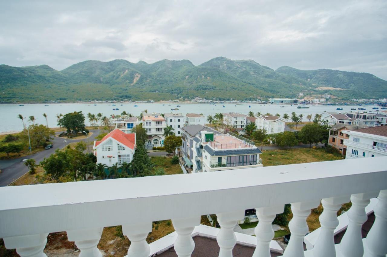 Orbit Hotel Nha Trang Kültér fotó